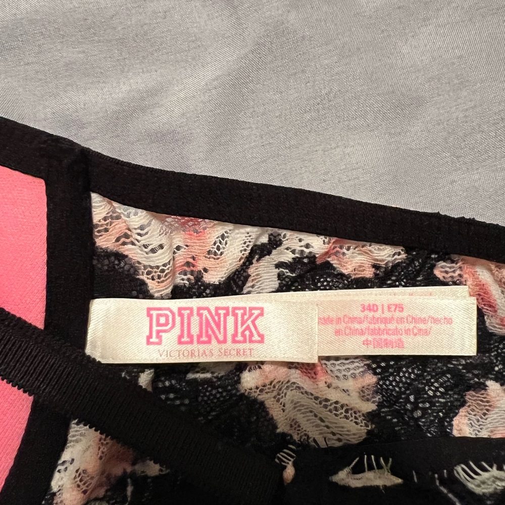 Pink Victoria’s Secret push up bra - Picture 3 of 3